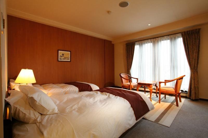 Hakuba Springs Hotel Buitenkant foto